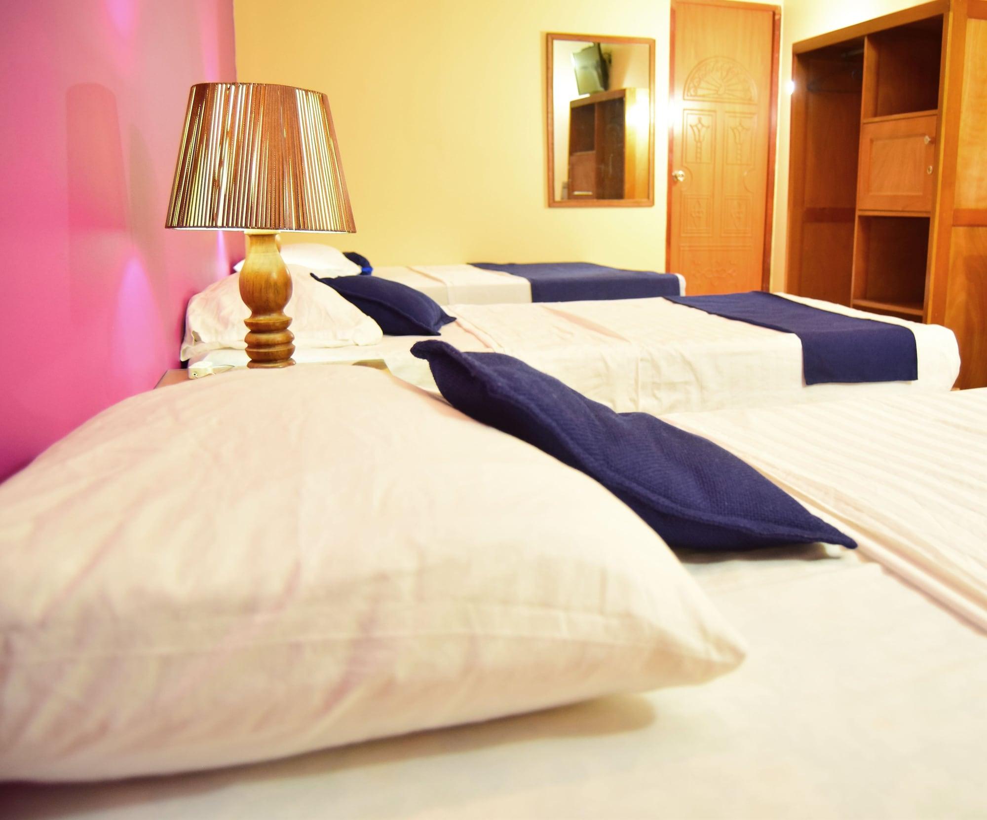 Hotel Xolotlan マナグア エクステリア 写真