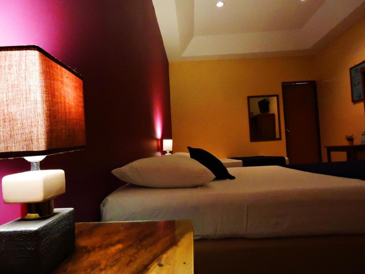 Hotel Xolotlan マナグア エクステリア 写真