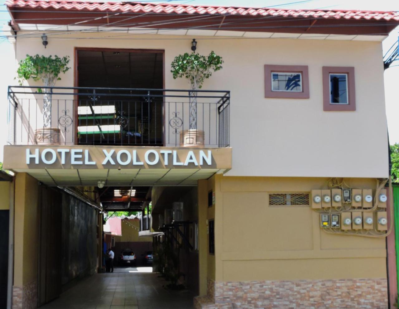 Hotel Xolotlan マナグア エクステリア 写真
